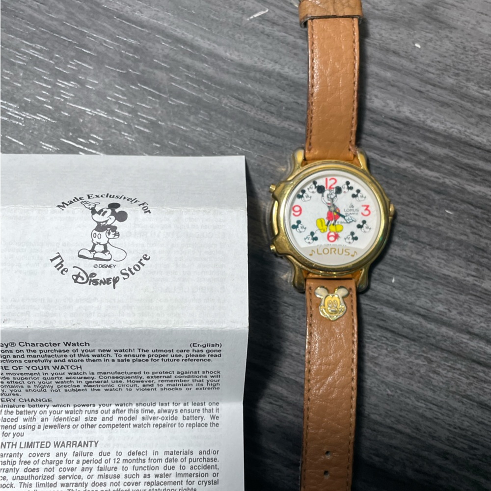 LORUS DISNEY WATCH